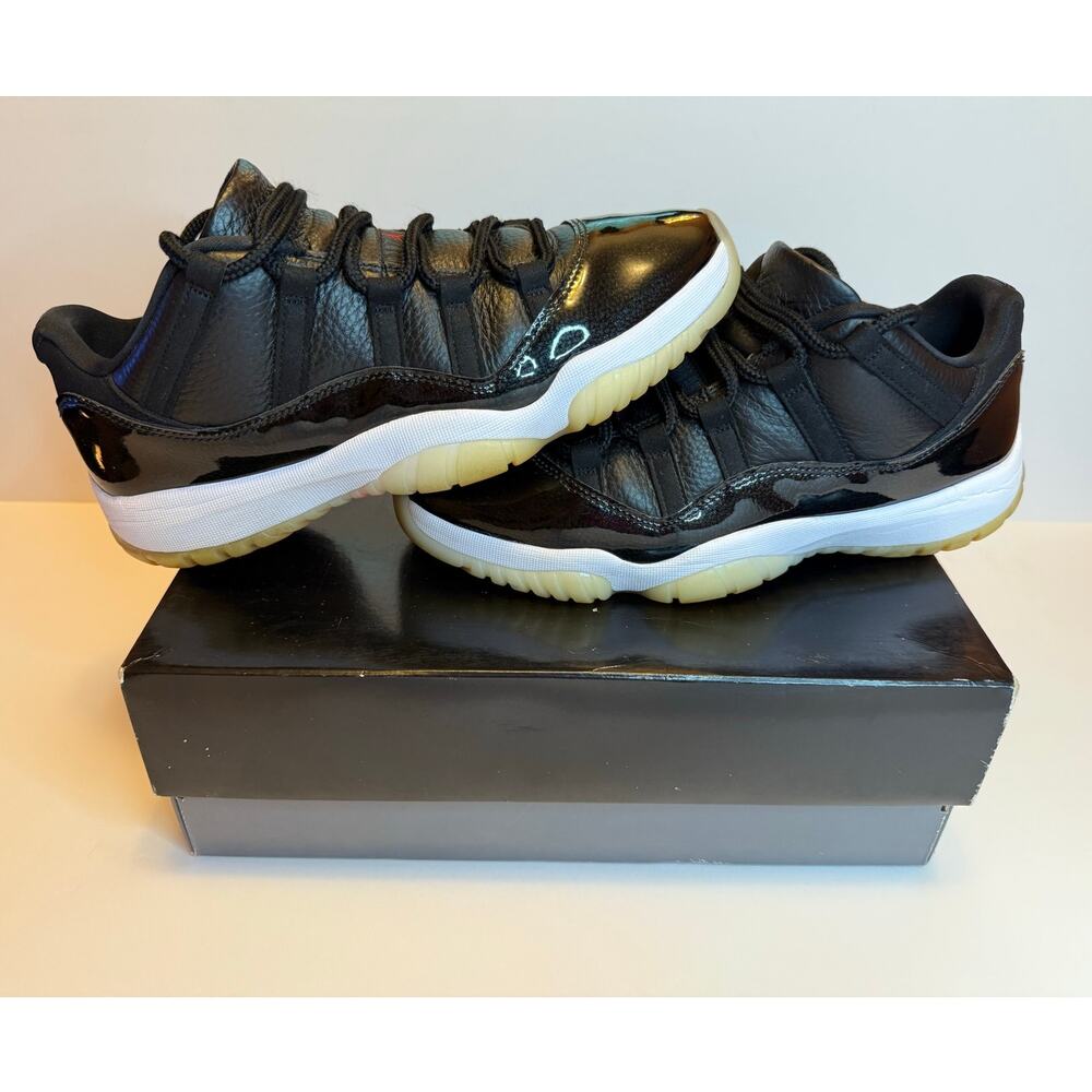 Air Jordan 11 Retro Low '72-10'  Men's sz: 10  EXCELLENT CONDITION